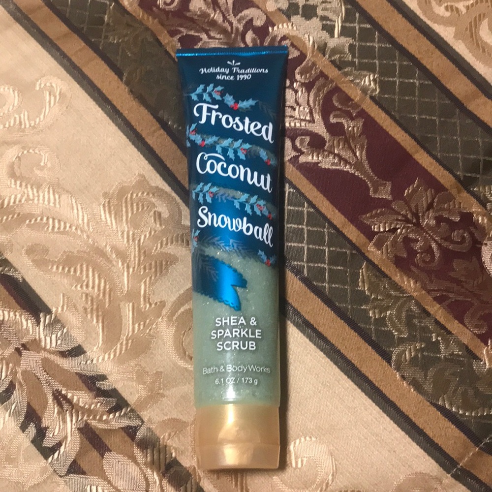 Frosted Coconut Snowball Scrub